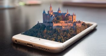 Different ways in which the smartphones are affecting our lives