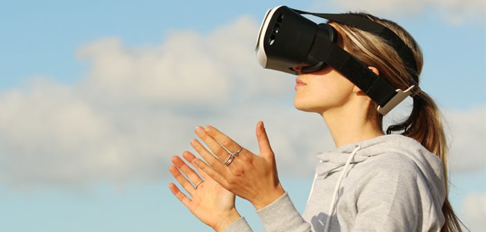 Experience Virtual Reality with These Cool Apps