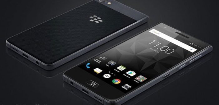 04-BlackBerry-Motion-with-5.5-inch-Display-Launched-Price-Specs-Features