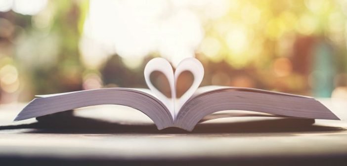Top 7 Romantic Books to Curl Up with This Valentine’s Day
