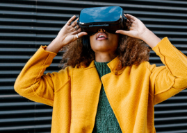 Top 8 VR Headsets To Unwind, Learn Or Play, Their Review And Buyer's Guide